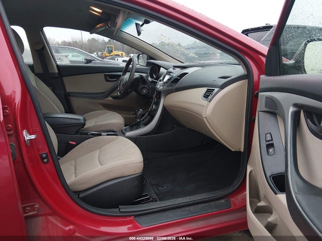 Hyundai ELANTRA Se