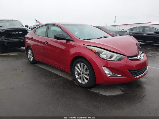 Salvage Hyundai ELANTRA Image