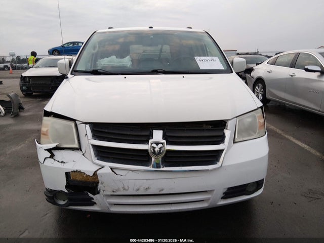 Dodge Grand Caravan Sxt