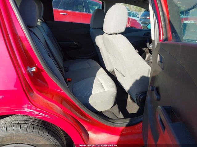 Chevrolet Sonic Fwd  1fl 5-door