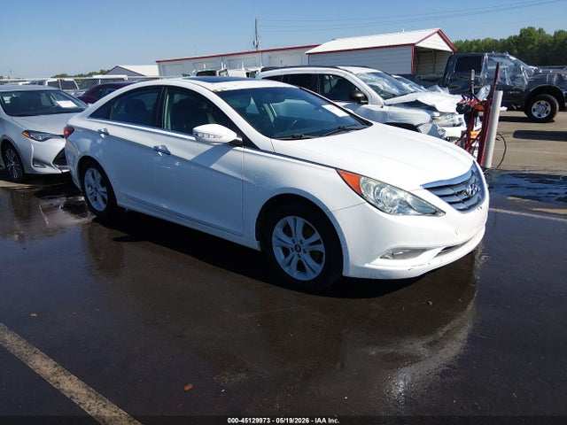 Salvage Hyundai SONATA Image