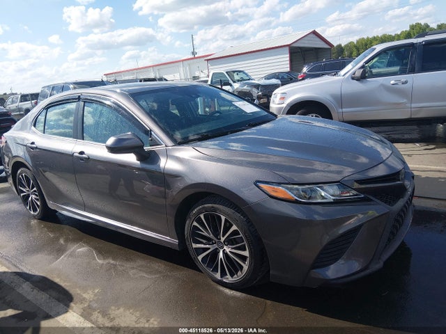 Salvage Toyota Camry Image