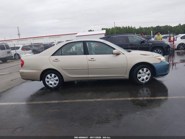 Toyota Camry Le