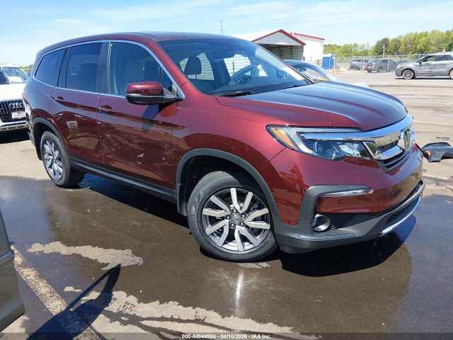 Salvage Honda Pilot Image