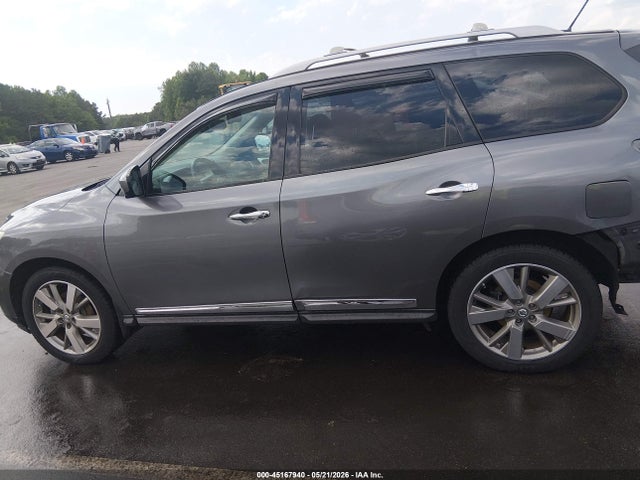 Nissan Pathfinder Platinum