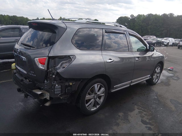 Nissan Pathfinder Platinum