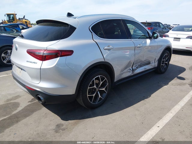 Alfa Romeo Stelvio Ti Awd