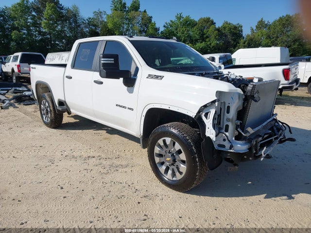 Salvage Chevrolet Silverado 2500 Image