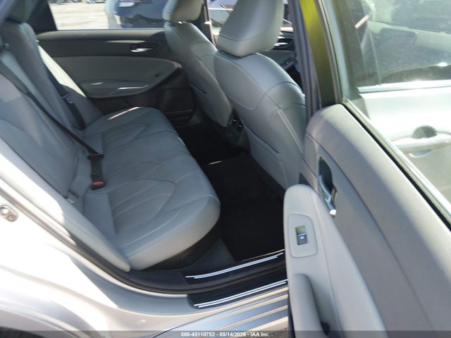 Toyota Avalon Hybrid Xle