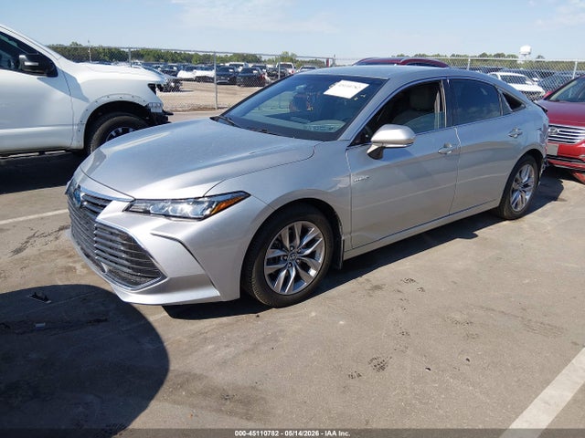 Toyota Avalon Hybrid Xle