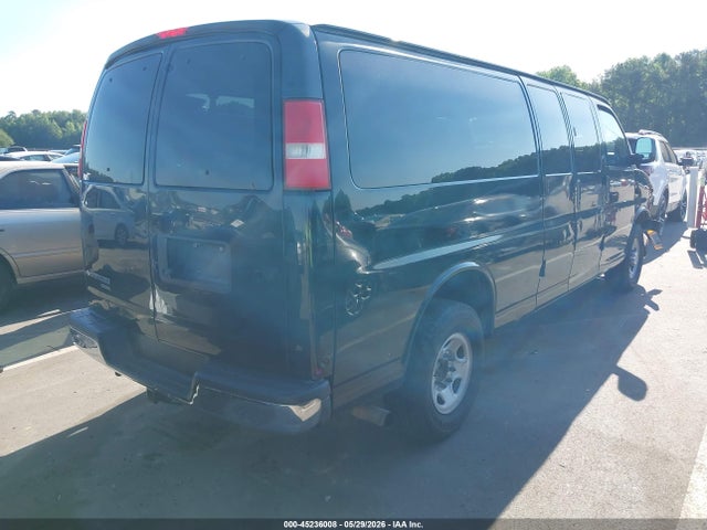 Chevrolet Express Lt