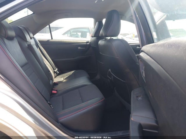 Toyota Camry Se