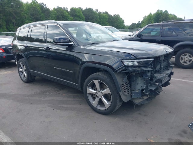 Salvage Jeep Grand Cherokee Image