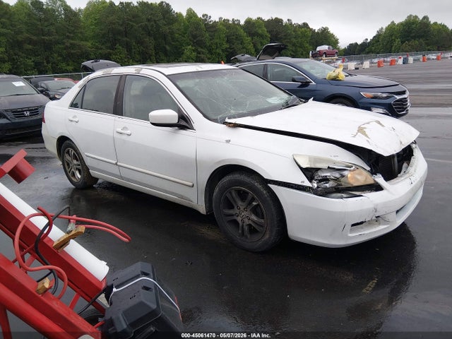 Salvage Honda Accord Image