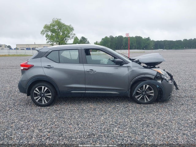 Nissan Kicks Sr