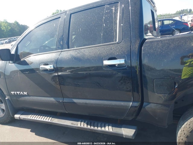 Nissan Titan Sv