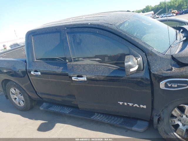 Nissan Titan Sv