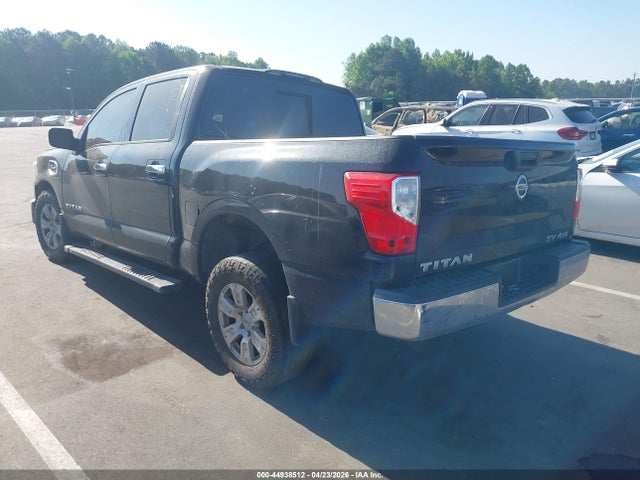 Nissan Titan Sv