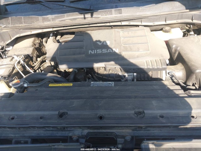 Nissan Titan Sv