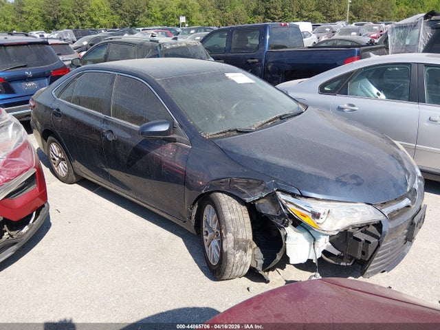 Salvage Toyota Camry Image