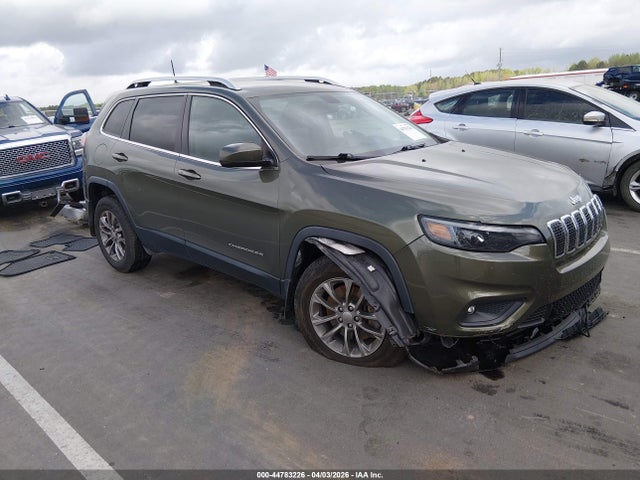Salvage Jeep Cherokee Image