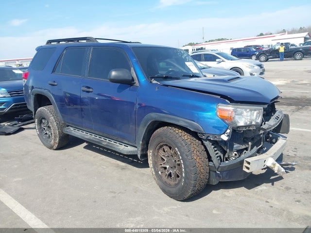 Salvage Toyota 4Runner Image