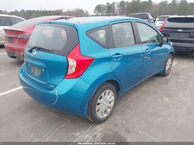 Nissan Versa S Plus