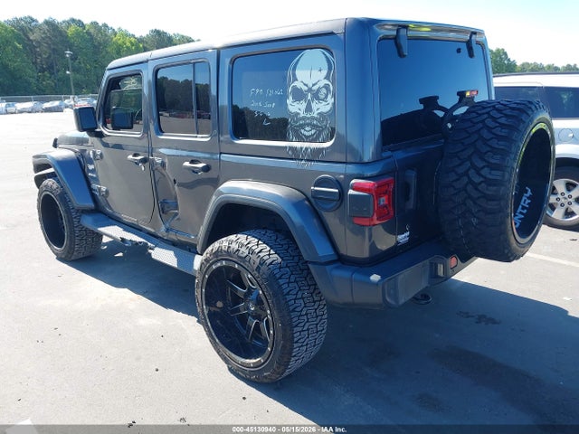 Jeep Wrangler Sahara 4x4
