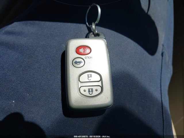 Toyota Camry Xle V6