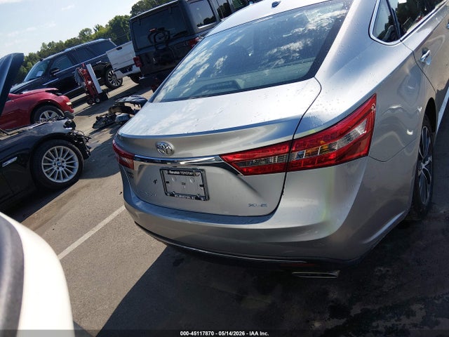 Toyota Avalon Xle