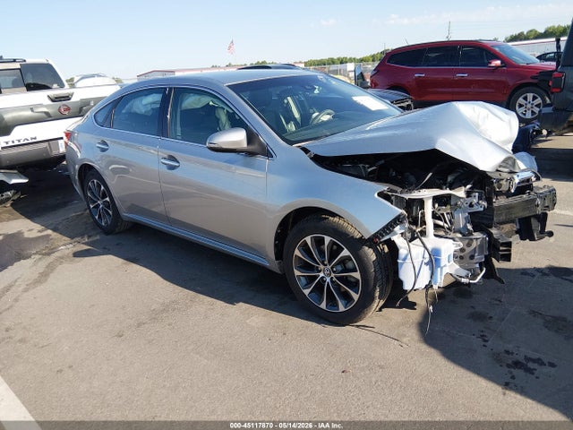 Salvage Toyota Avalon Image