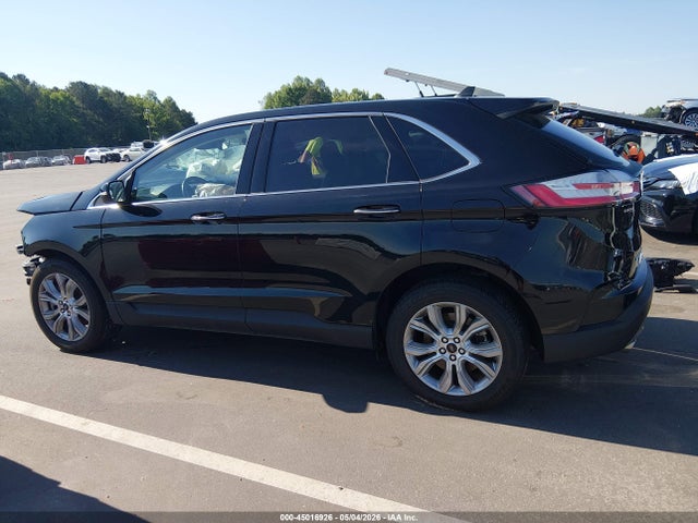 Ford Edge Titanium
