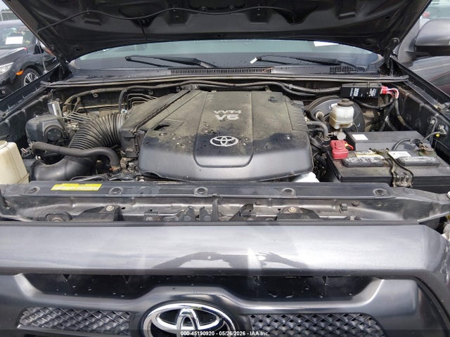 Toyota Tacoma Base V6