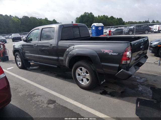 Toyota Tacoma Base V6