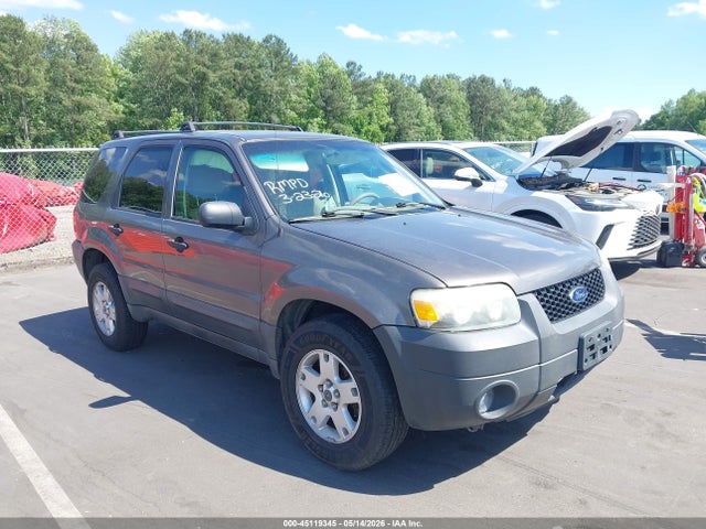 Salvage Ford Escape Image