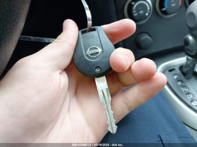 Nissan Rogue S