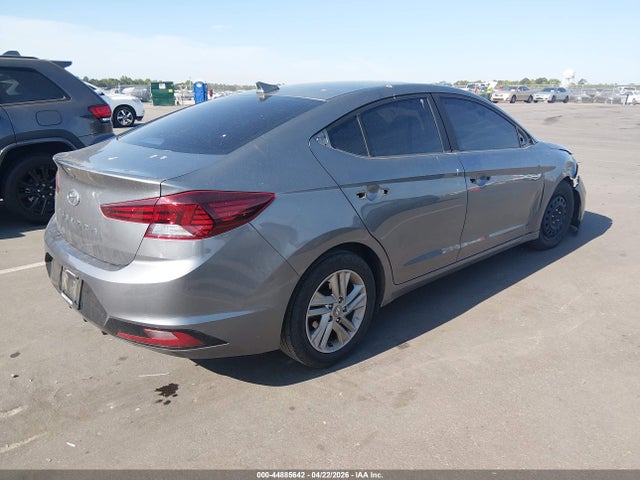 Hyundai ELANTRA Sel