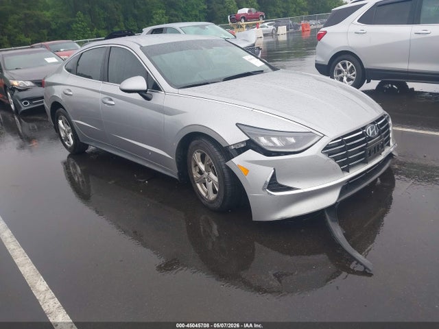 Salvage Hyundai SONATA Image