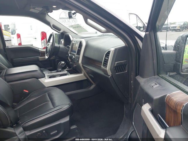 Ford F-150 Lariat
