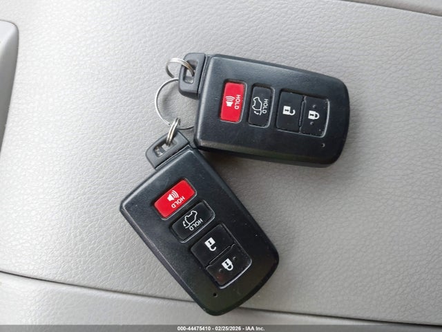 Toyota Highlander Limited V6