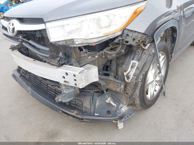 Toyota Highlander Limited V6