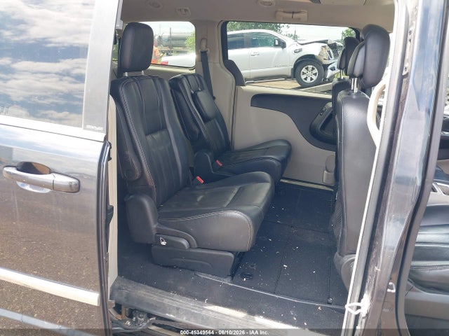 Chrysler Town & Country Touring