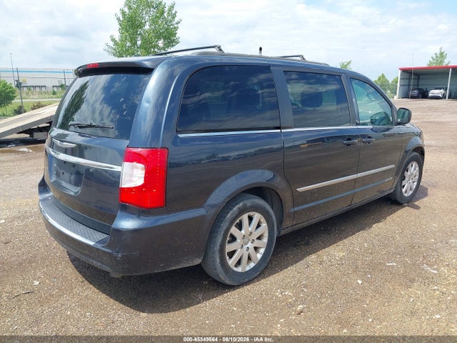 Chrysler Town & Country Touring