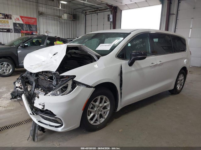 Chrysler Pacifica Touring