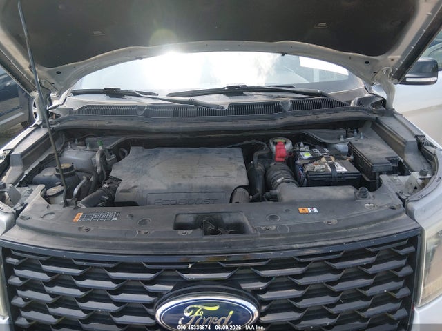 Ford Explorer Sport