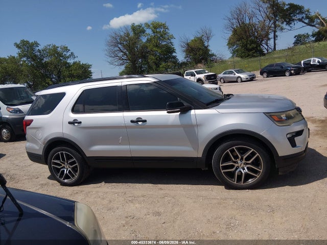 Ford Explorer Sport