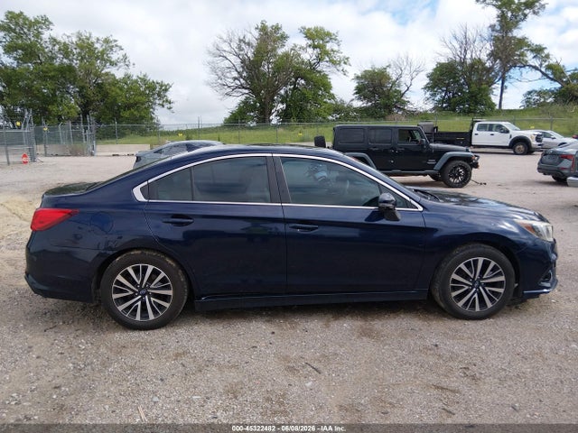 Subaru Legacy 2.5i Premium