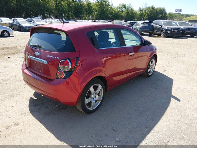 Chevrolet Sonic 2lz