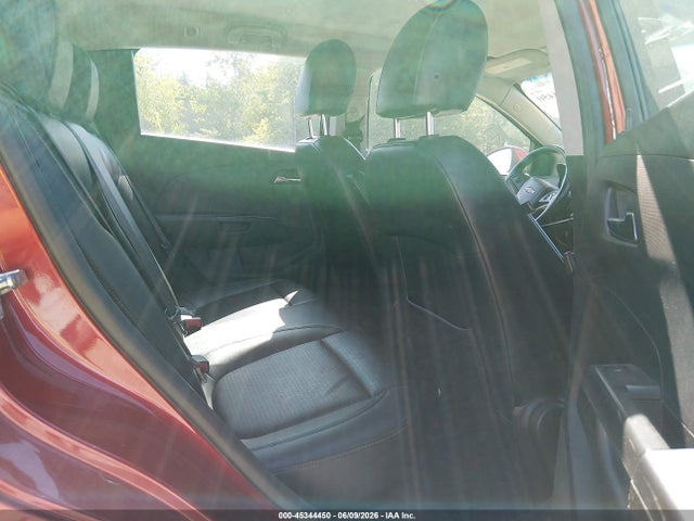 Chevrolet Sonic 2lz