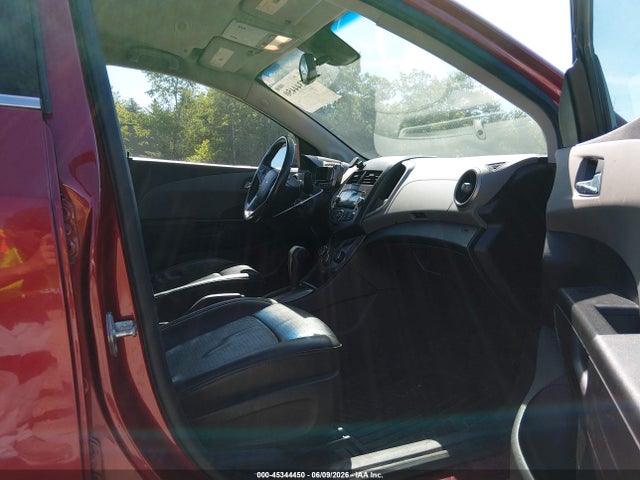Chevrolet Sonic 2lz